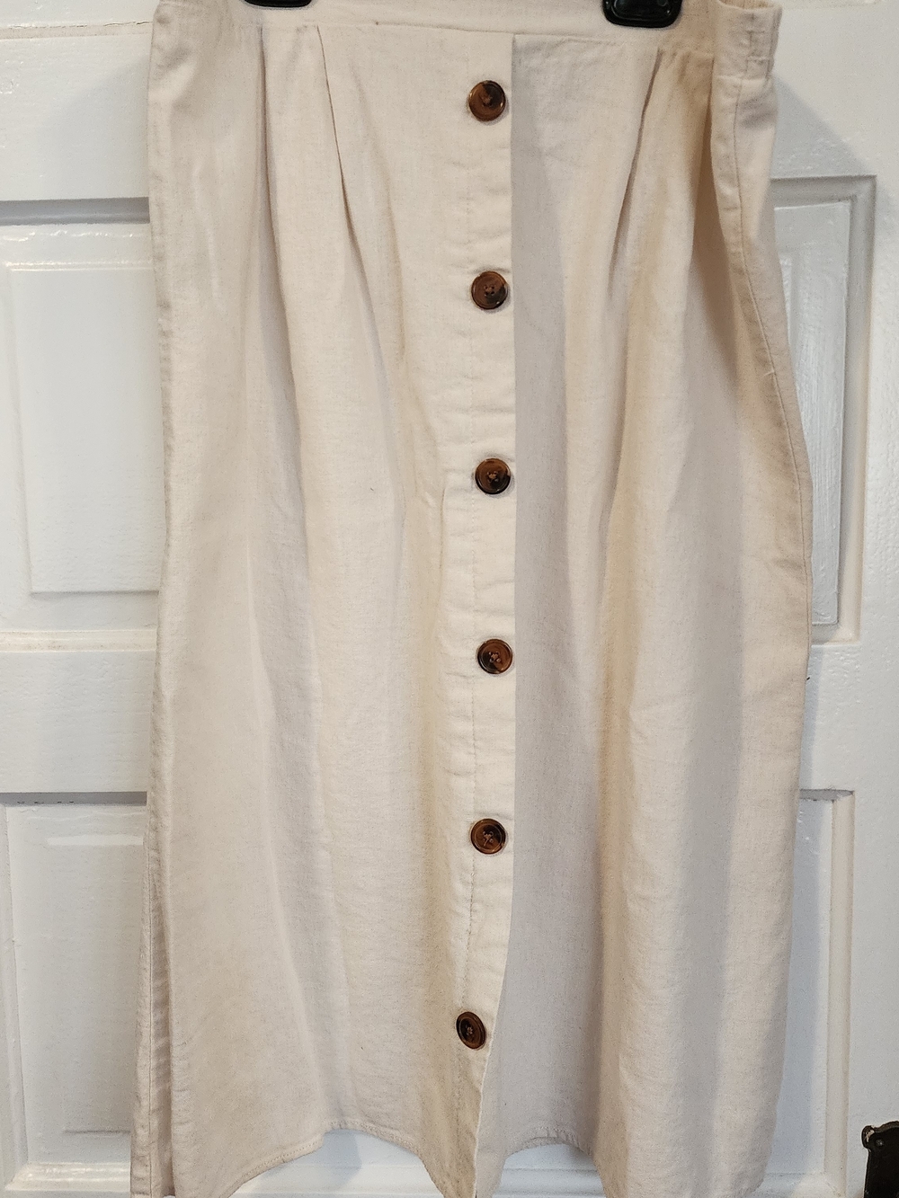 dip Cream Button-Front Midi Skirt